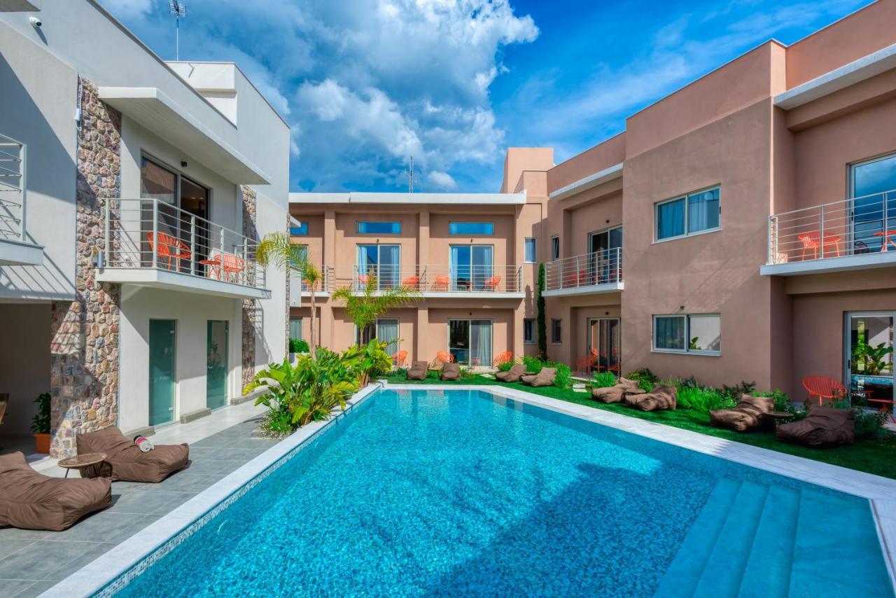 Saronis Suites Saronida 外观 照片